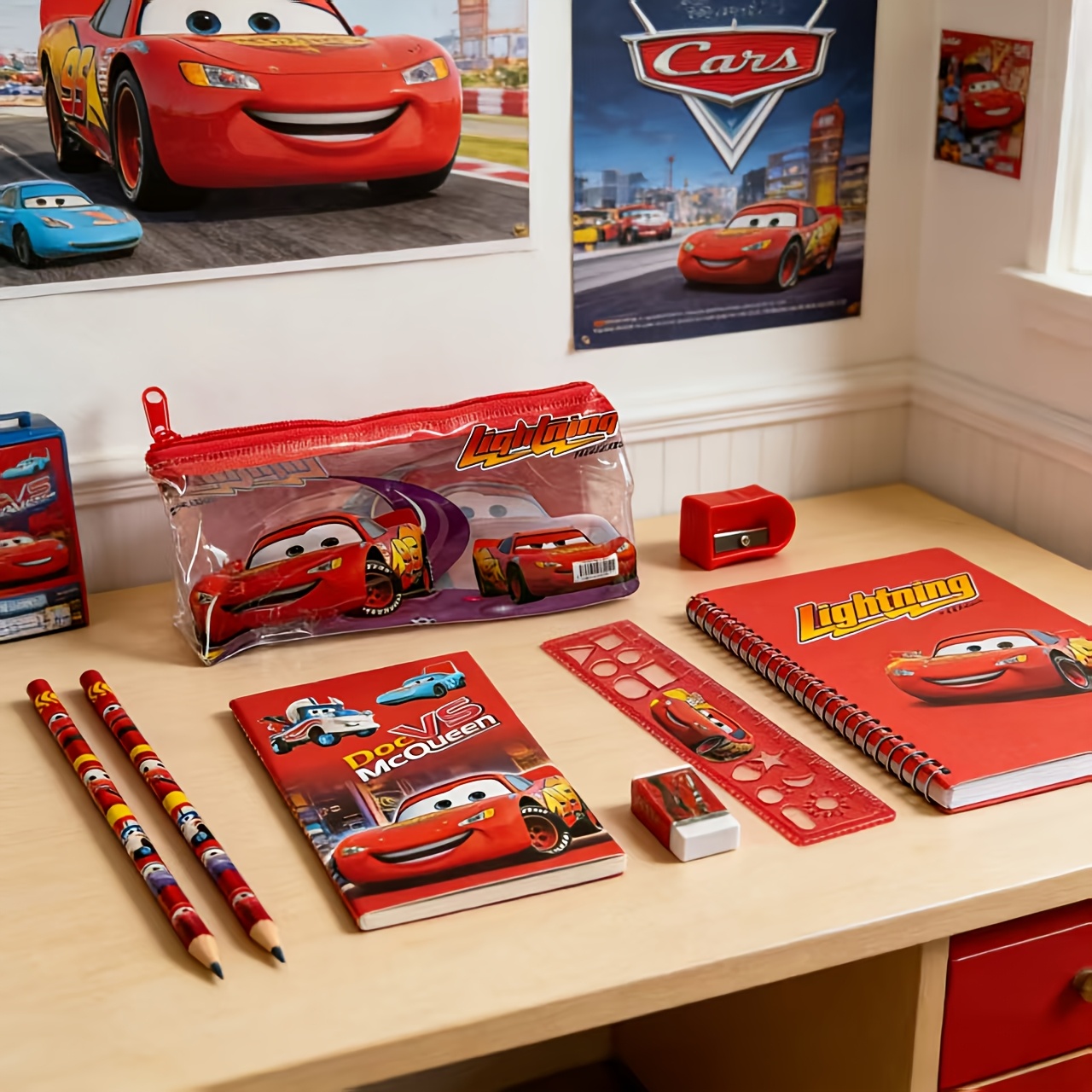Erased Anime Merchandise - Merchandising de Cars Lightning McQueen, accesorios,