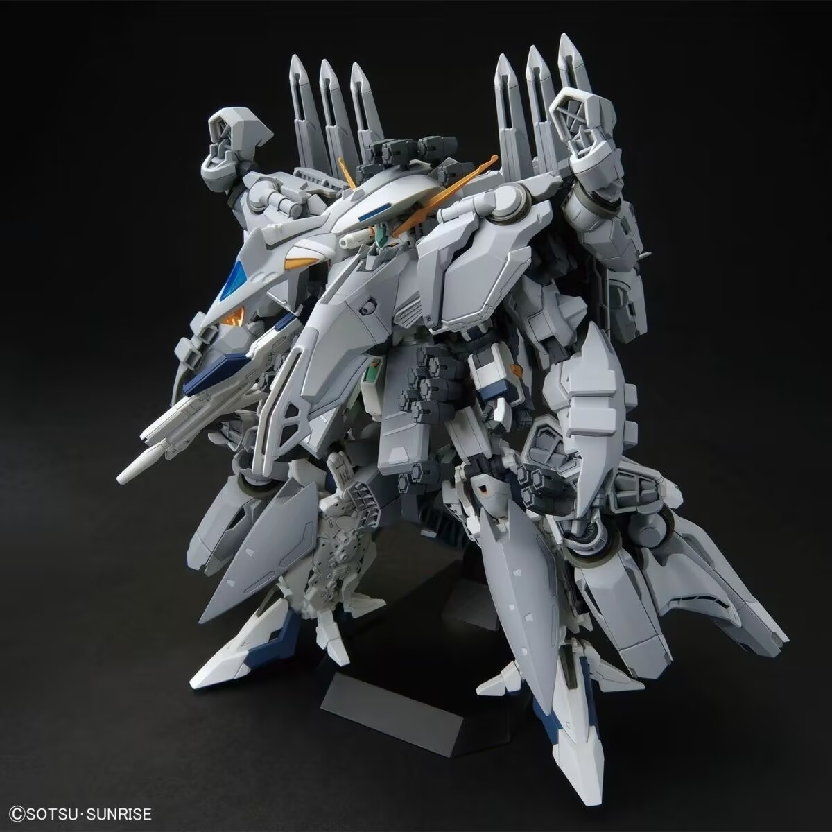 En stock. Kit de construcción  - Bandai Gundam Rg reseña y precio