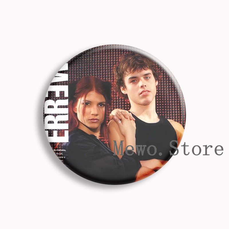 Película Rebelde Way botón sua - Pin Button Badge reseña y precio
